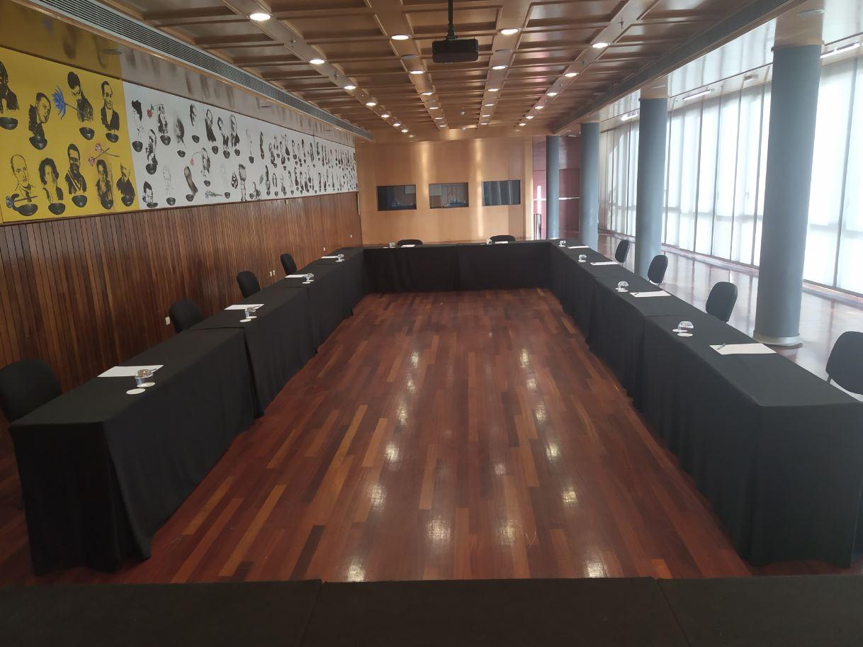 圣克鲁兹学校酒店 圣克鲁斯-德特内里费 外观 照片