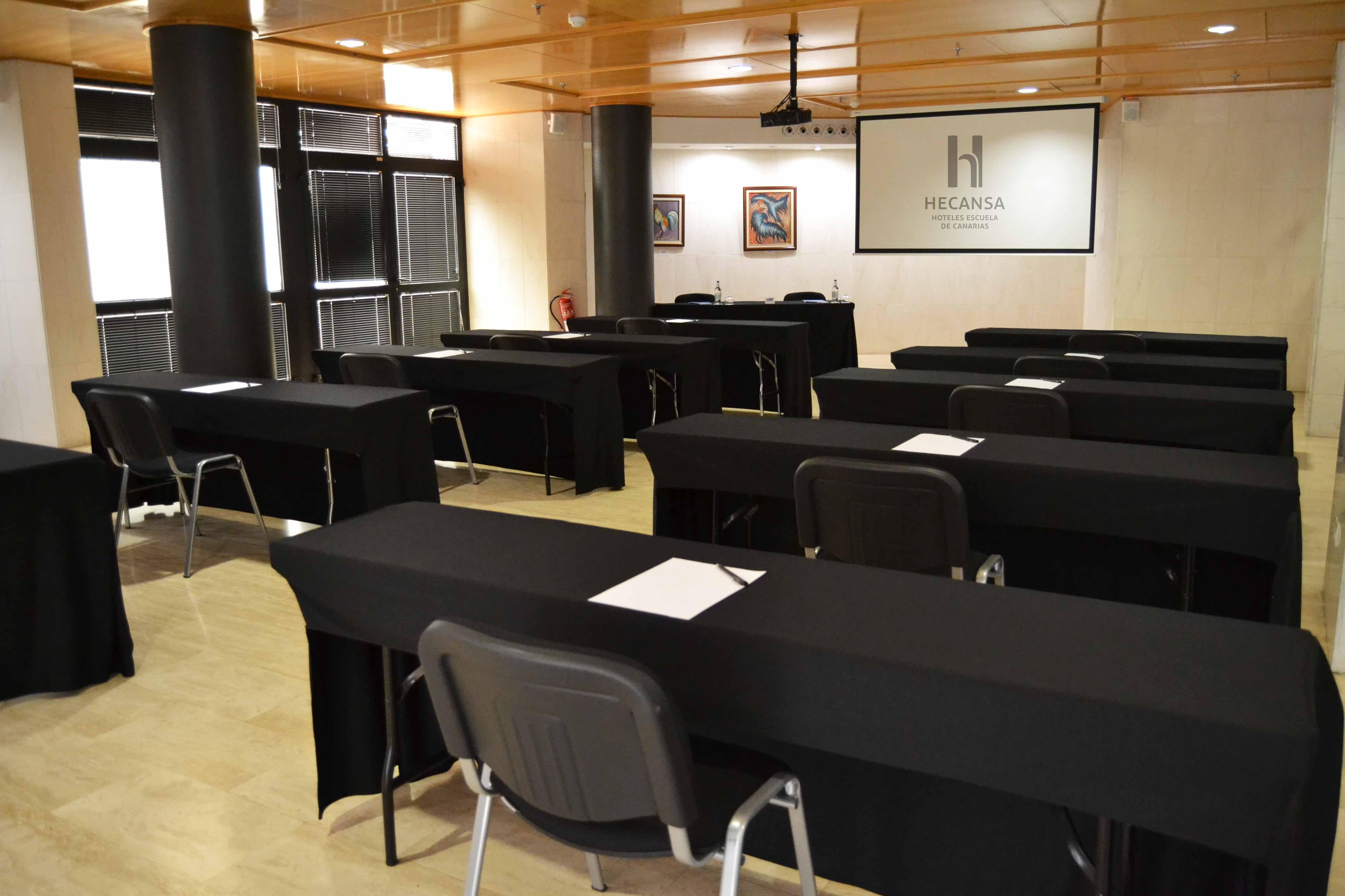 圣克鲁兹学校酒店 圣克鲁斯-德特内里费 外观 照片